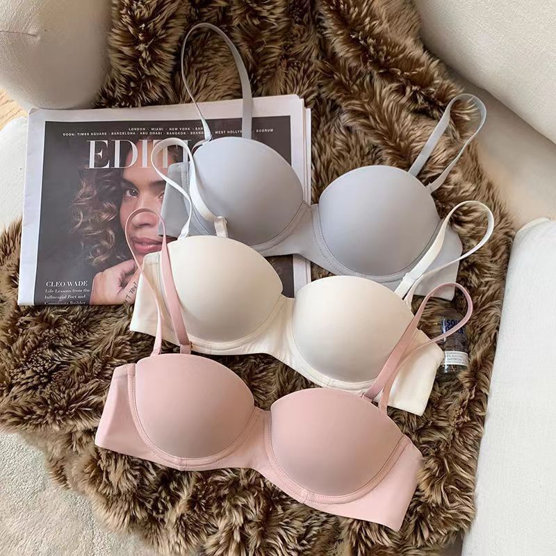 Women's Fashion Simple And Seamless All-match Gathered Without Trace Bra
